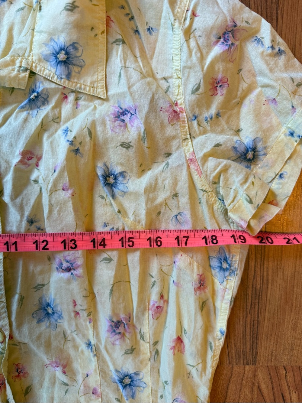 Vtg Y2K Liz Claiborne Yellow Floral Button-Front Short Sleeve Top Cottagecore L - Picture 4 of 5